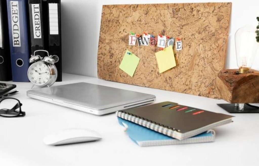 The benefits of a organized workspace and productivity hacks